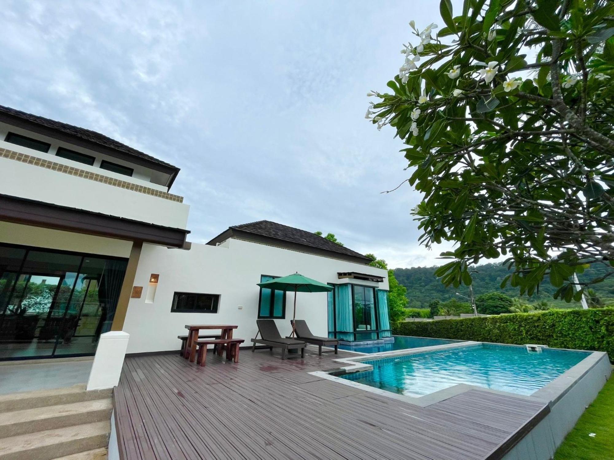 Ozone Villa Phuket Pa Khlok Zewnętrze zdjęcie